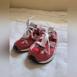 Vintage baby New Balance sneakers